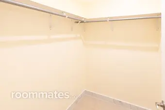 Room for rent in Anaheim, CA $1500, house