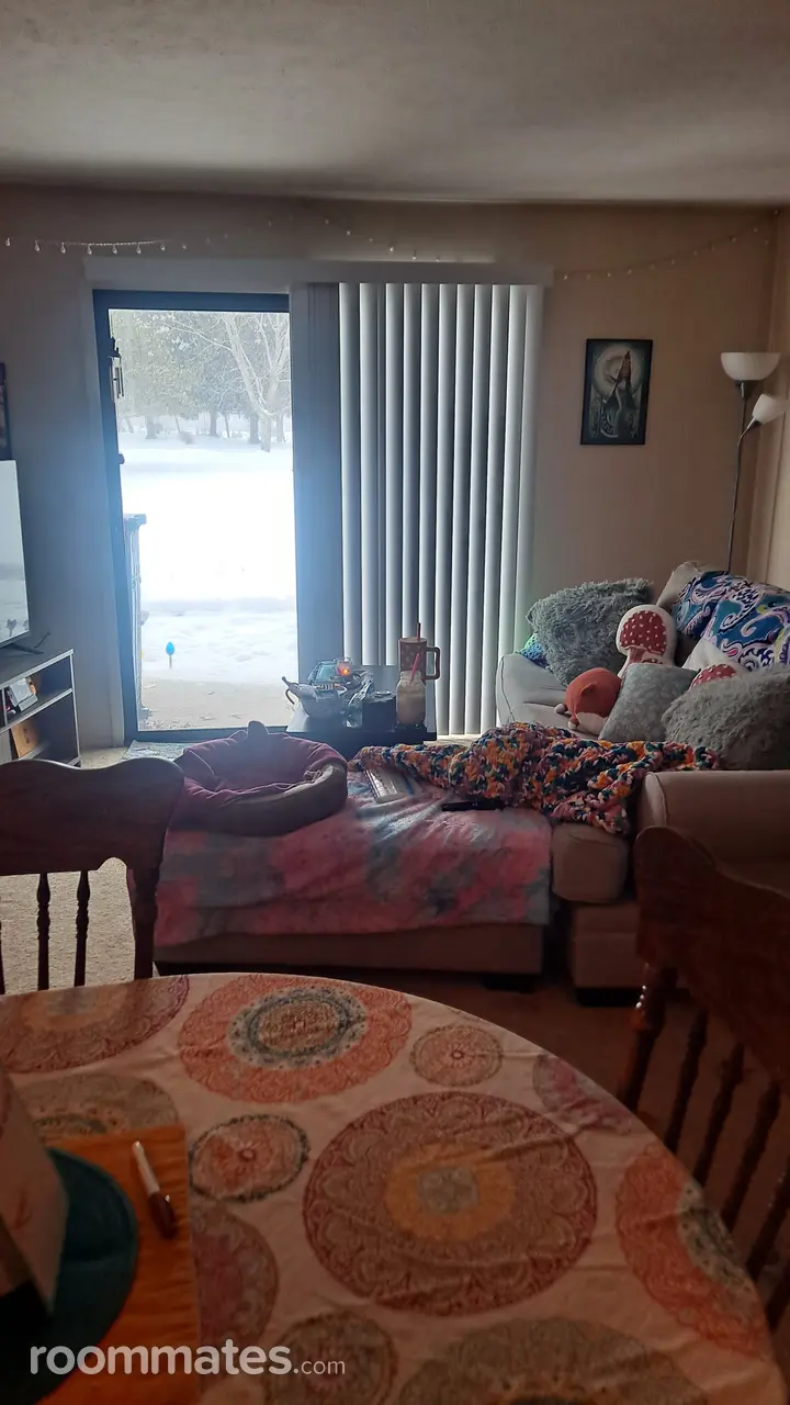 Profile photo 1 of 18