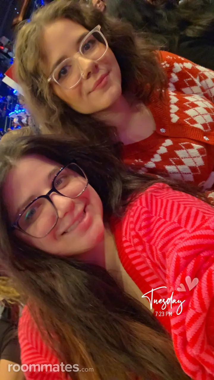 Profile photo 6 of 6