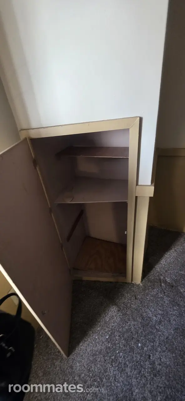 Profile photo 3 of 6