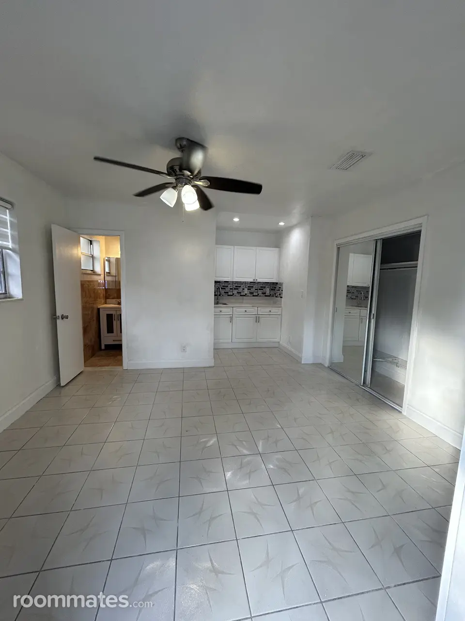 Profile photo 6 of 10