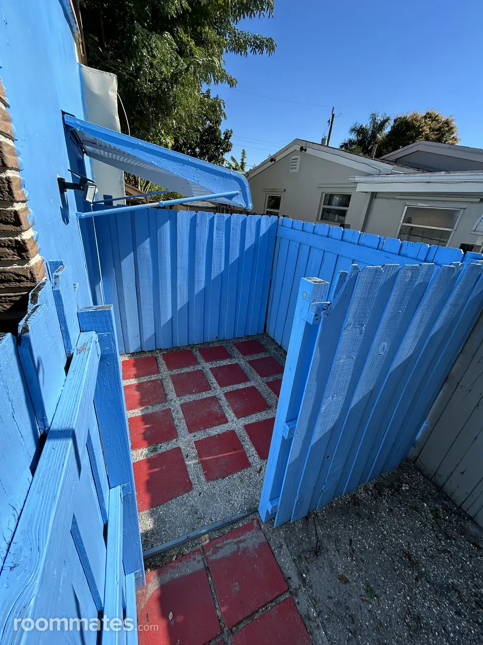 Profile photo 5 of 10