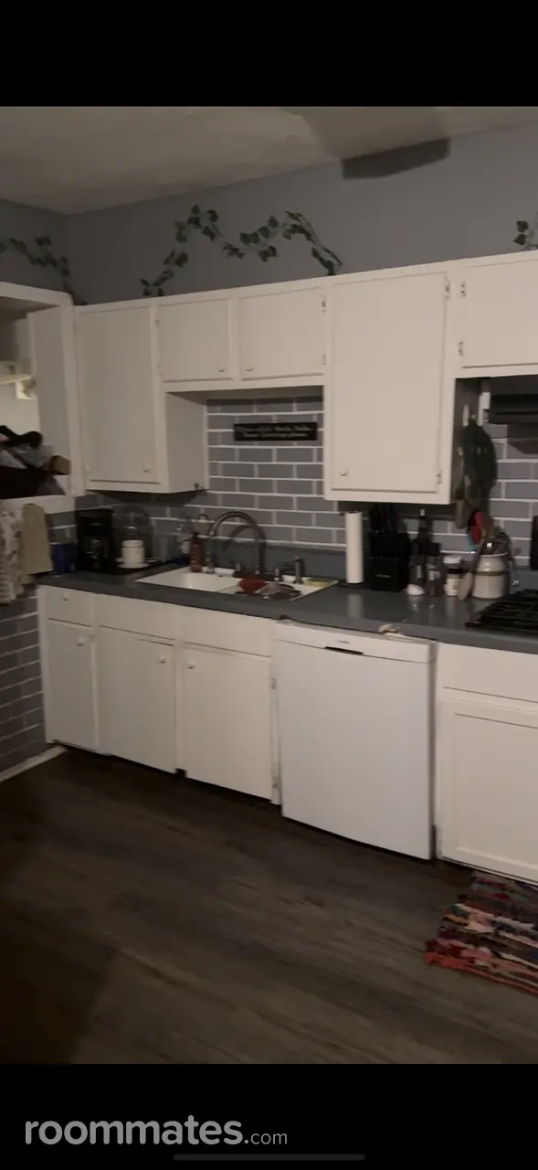 Profile photo 1 of 7