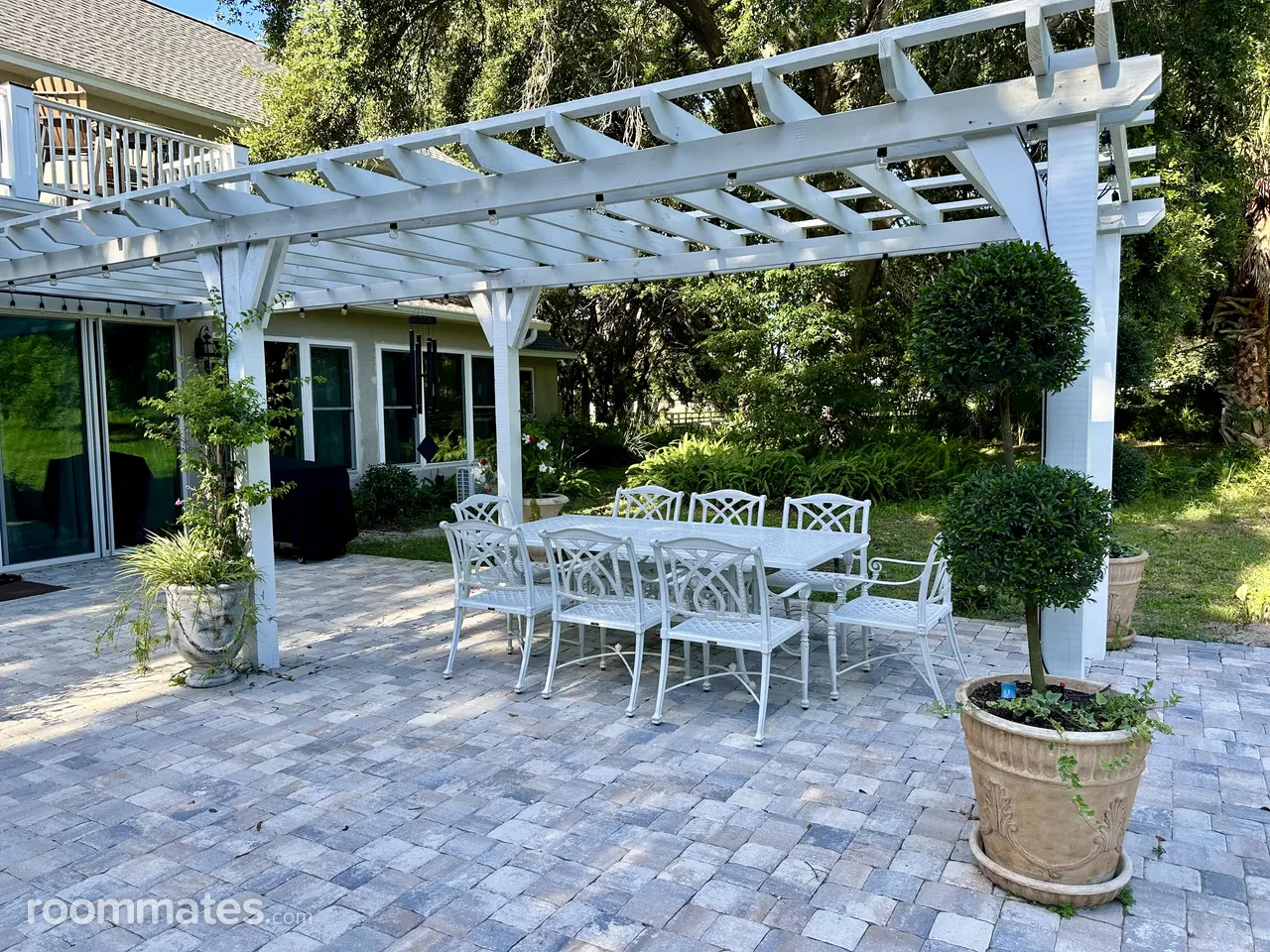 Profile photo 10 of 18