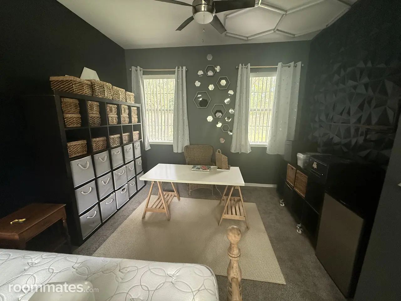 Profile photo 4 of 18