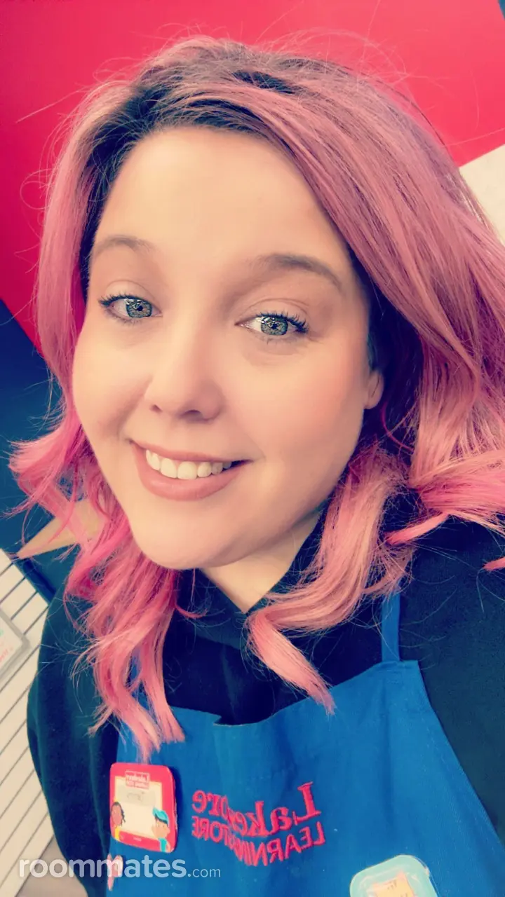 Profile photo 10 of 10