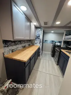 Room for rent in Clinton Township, MI $1200, house