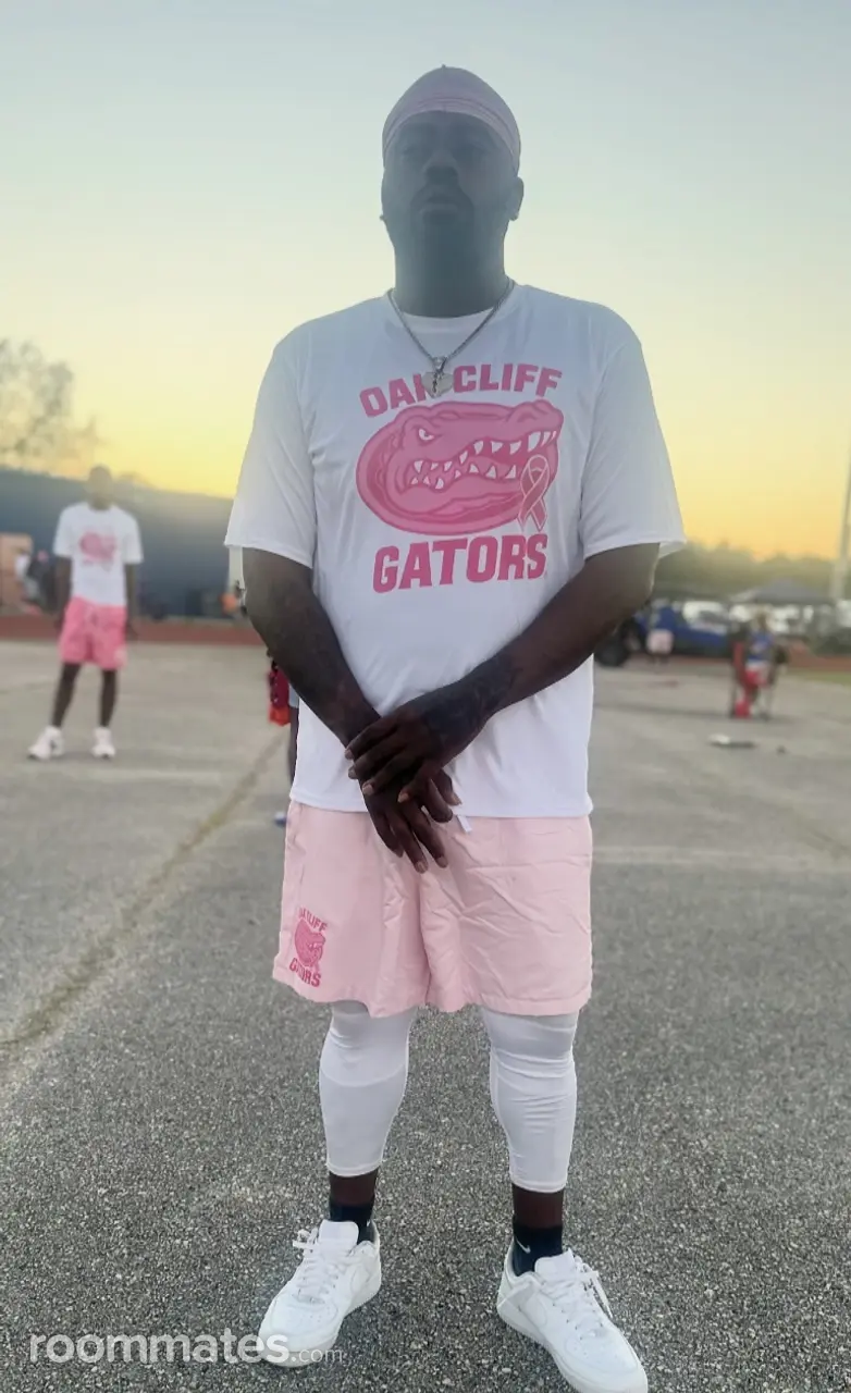 Profile photo 2 of 5