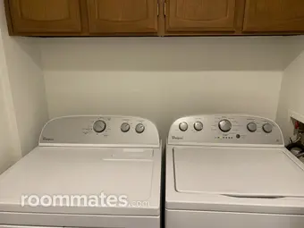 Room for rent in Portland, OR $1546, condo