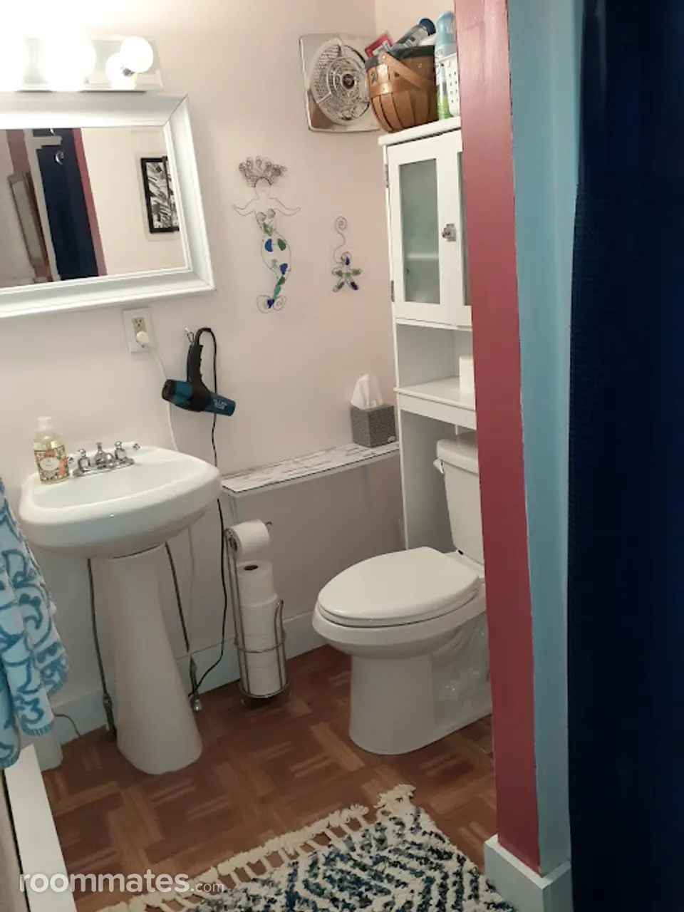 Profile photo 5 of 10