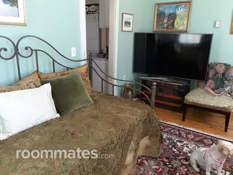 Room for rent in Portsmouth, NH $2000, house