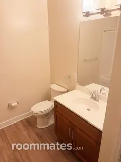Room for rent in Frederick, MD $900, House
