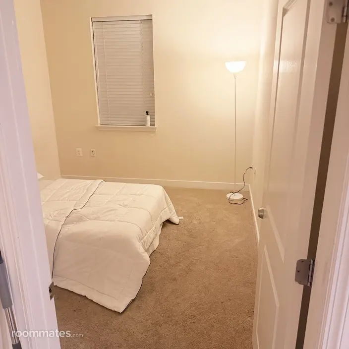 Room for rent in Frederick, MD $900, House