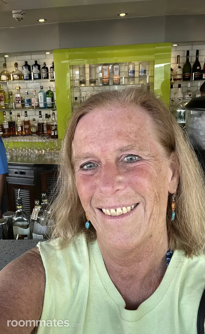 Profile photo 7 of 10