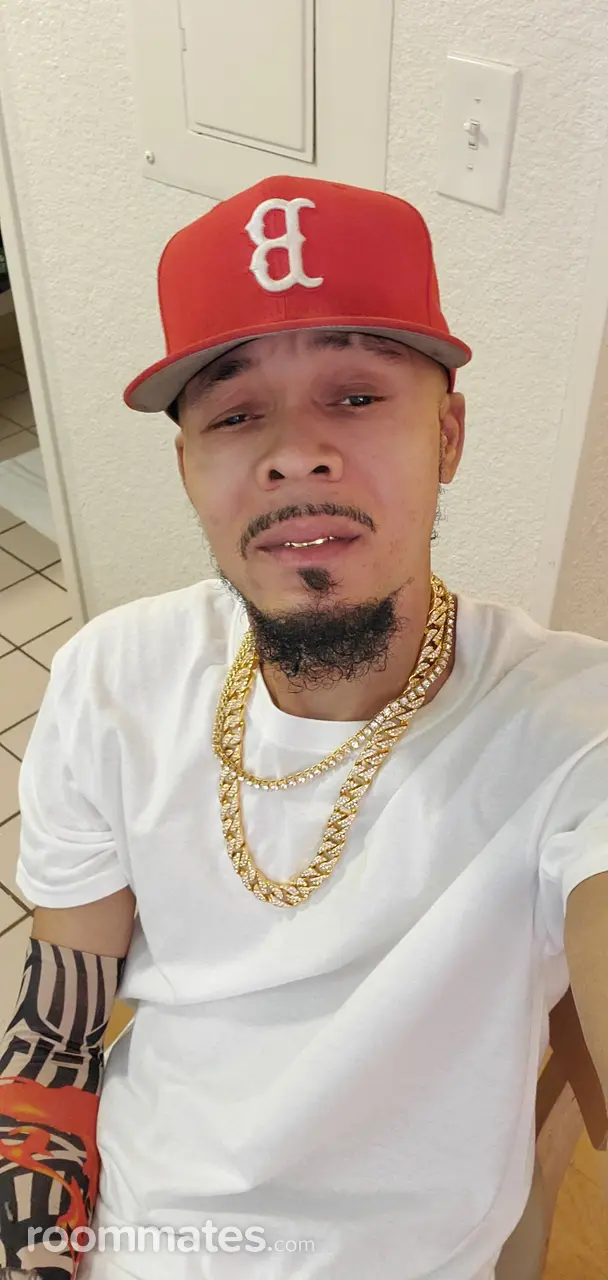 Profile photo 1 of 7