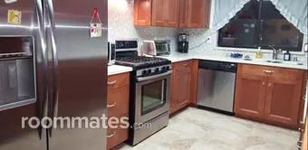 Room for rent in Lancaster, CA $750, house