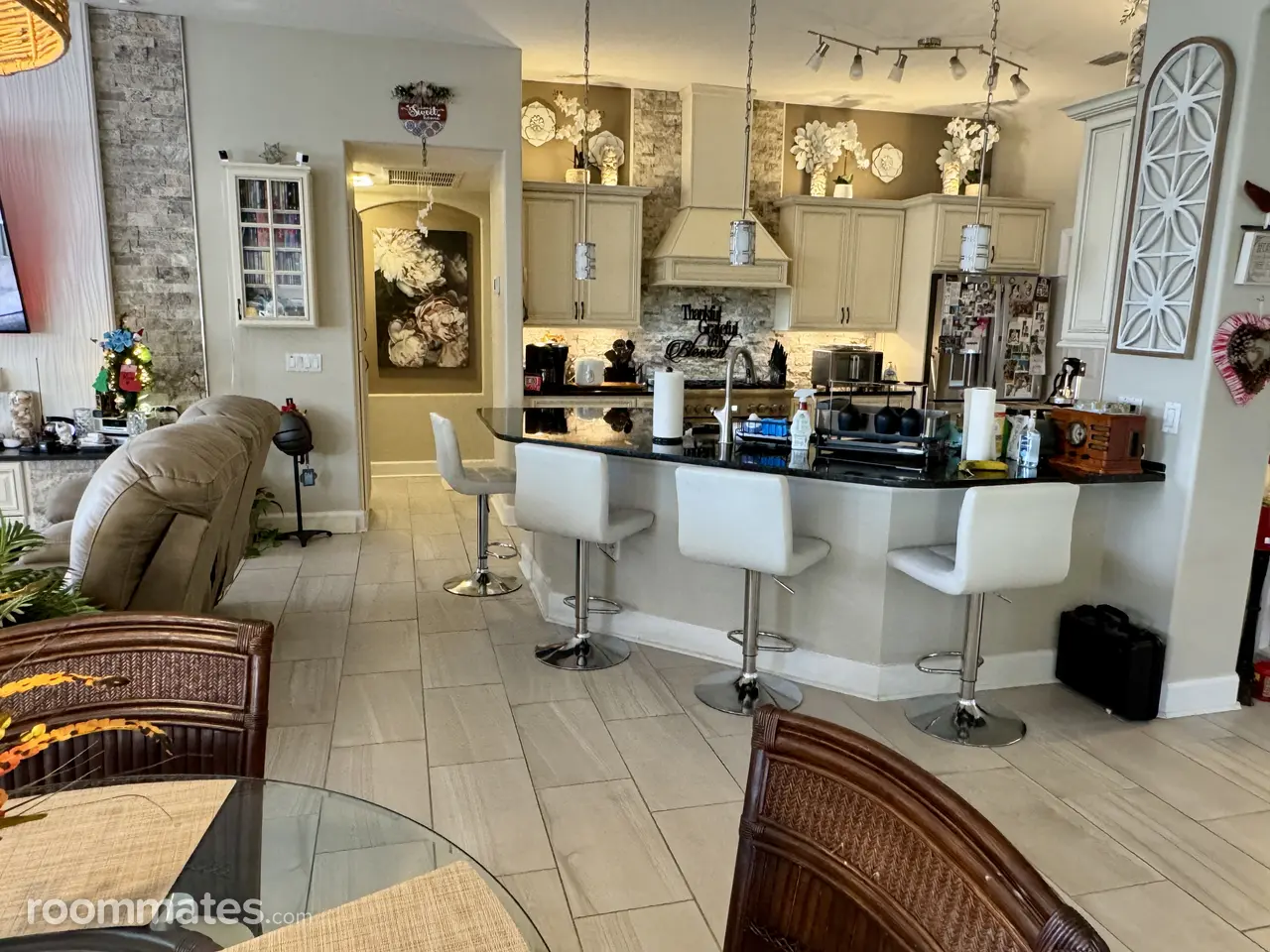 Profile photo 1 of 8