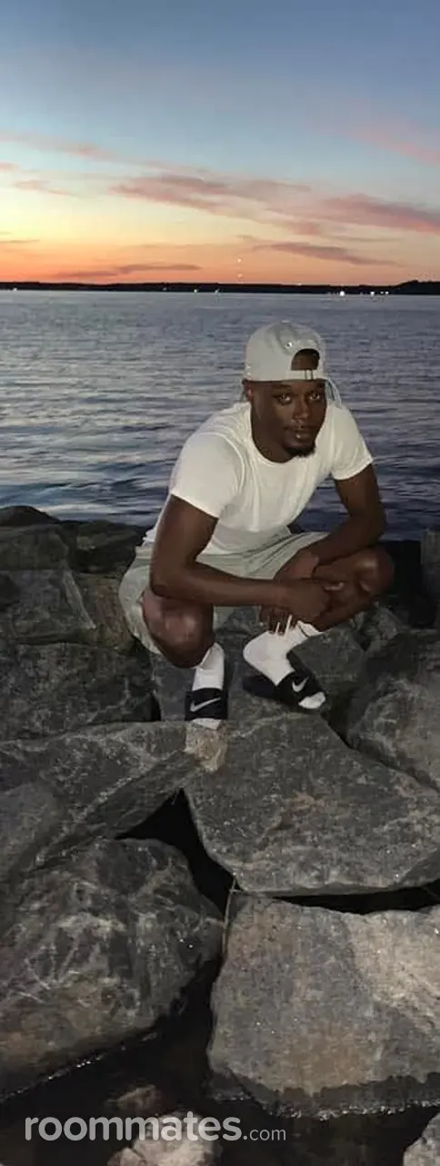 Profile photo 1 of 3