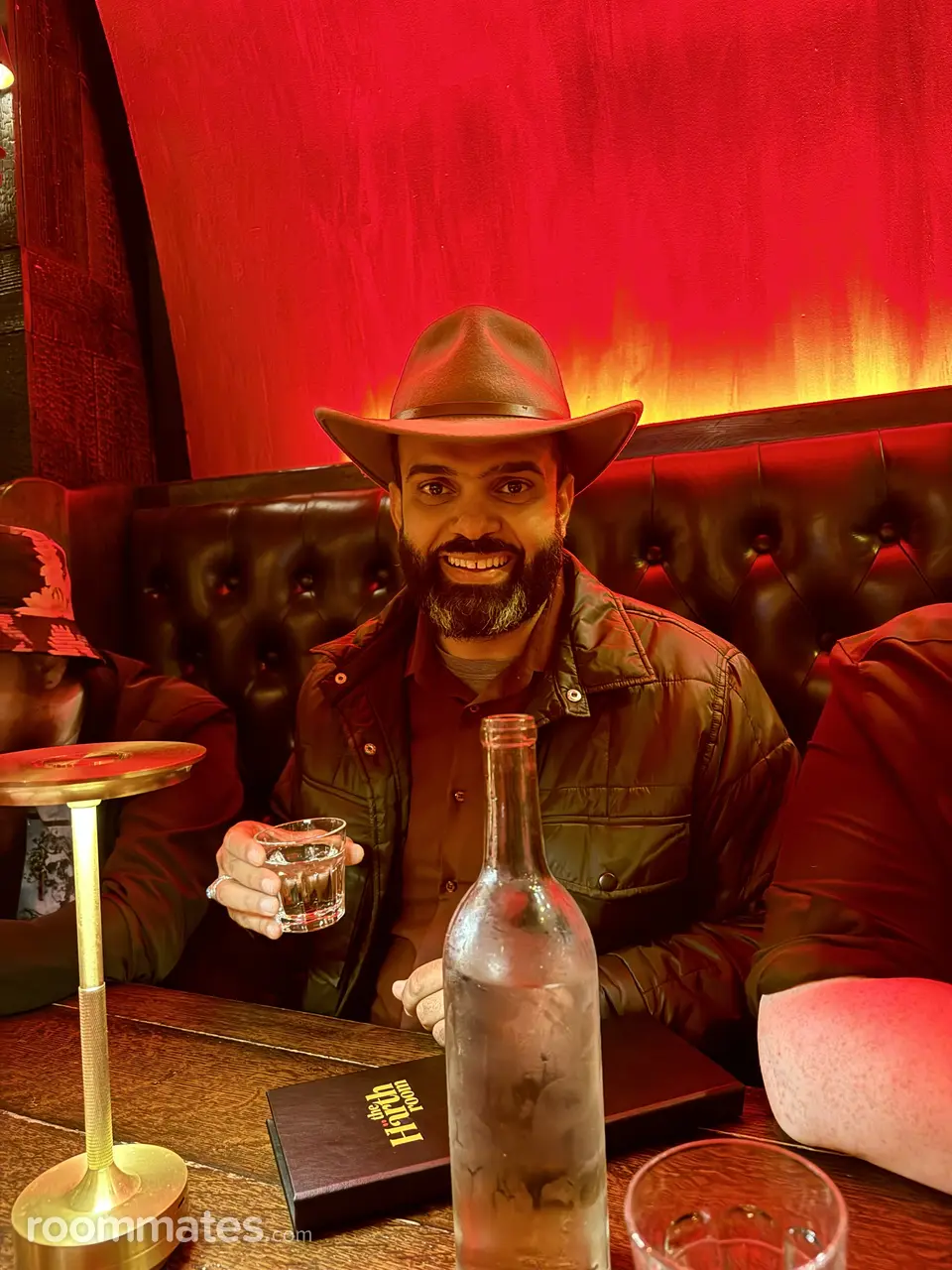 Profile photo 12 of 14