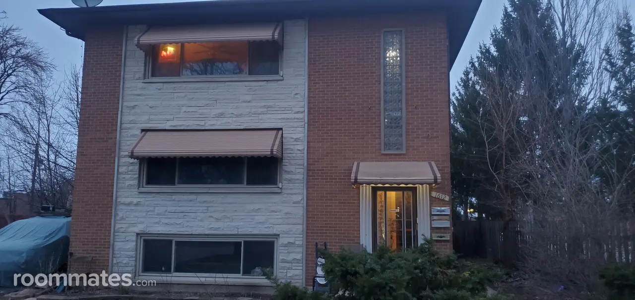 Profile photo 1 of 2