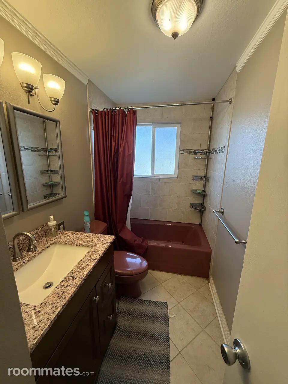 Profile photo 12 of 16