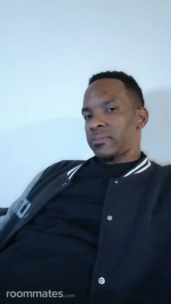 Profile photo 1 of 6