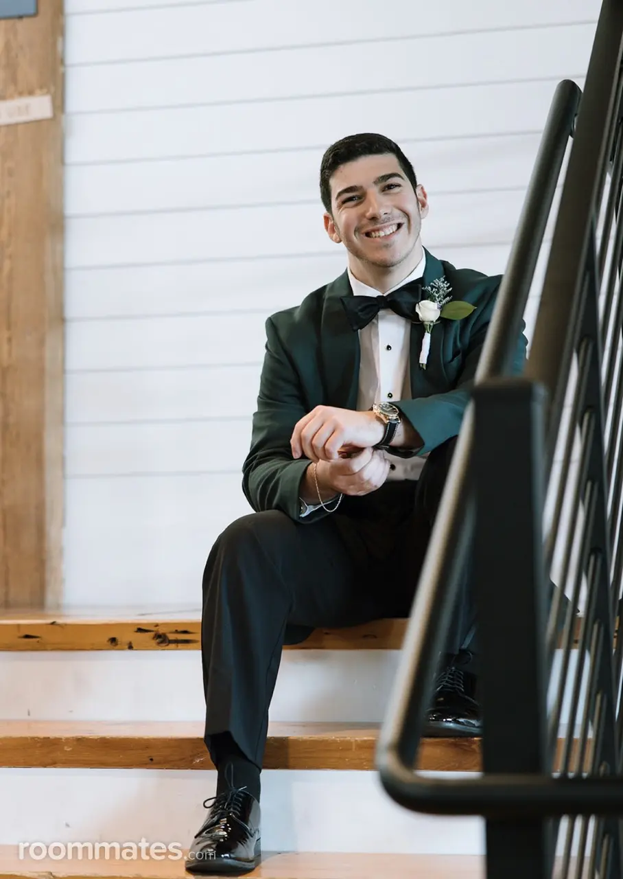 Profile photo 1 of 1