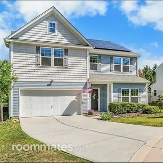 Room for rent in Winston-Salem NC $718, house