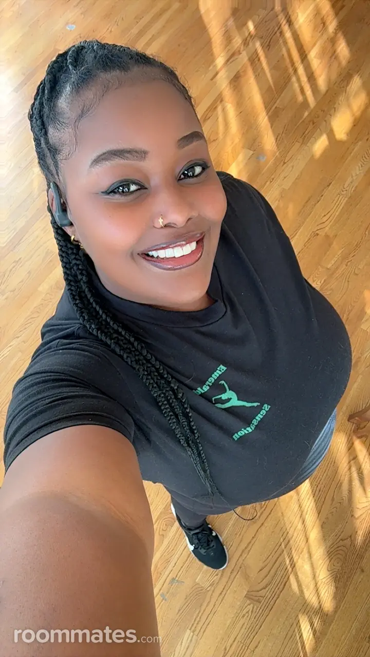 Profile photo 7 of 8