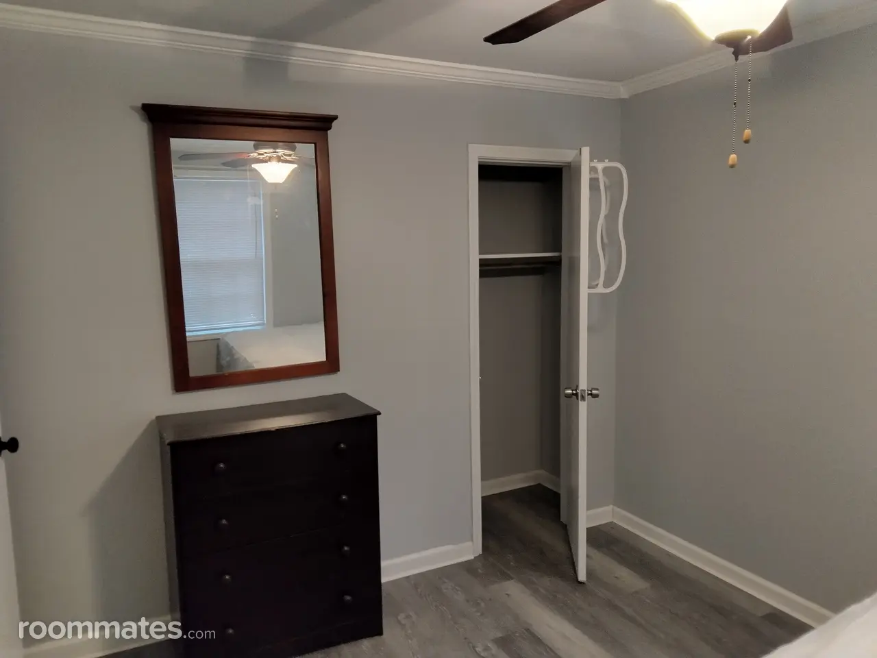 Profile photo 9 of 11