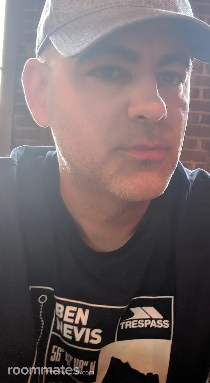 Profile photo 1 of 1