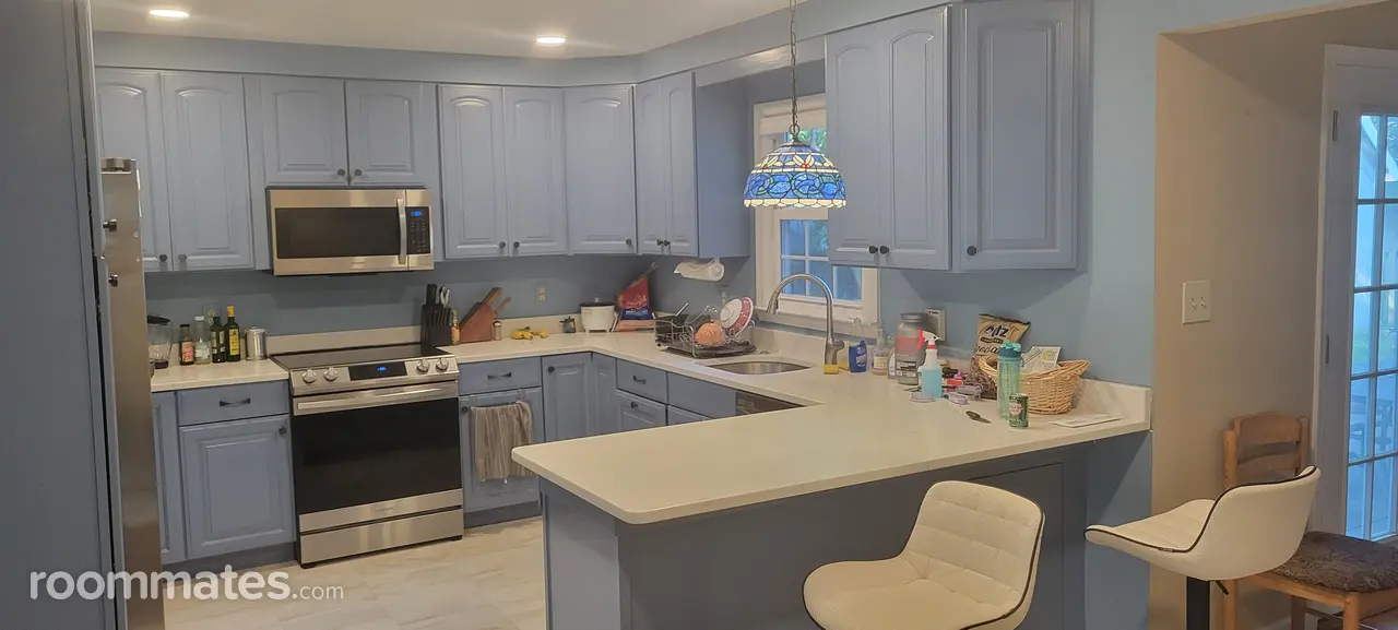 Profile photo 3 of 5