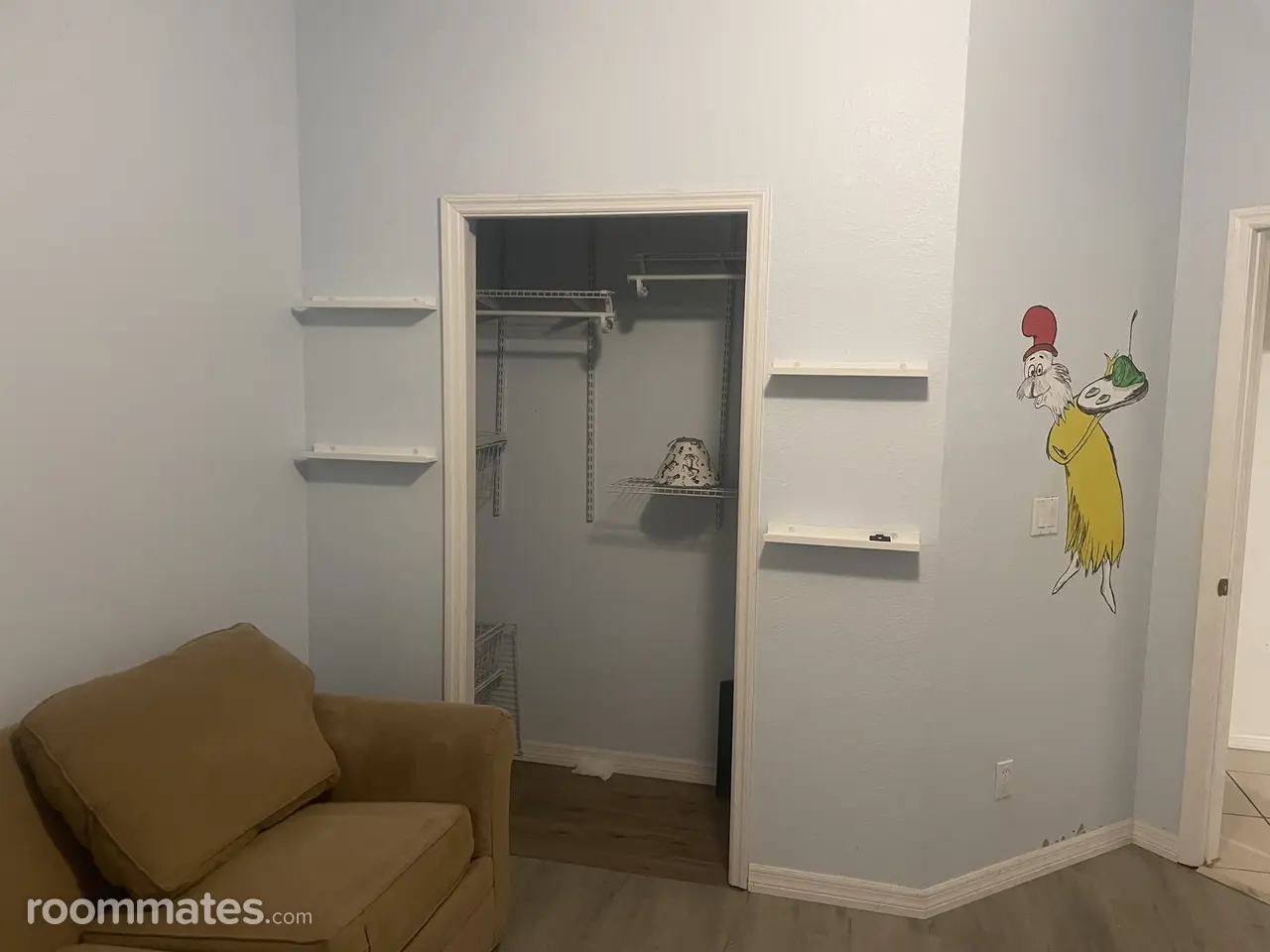 Profile photo 4 of 11