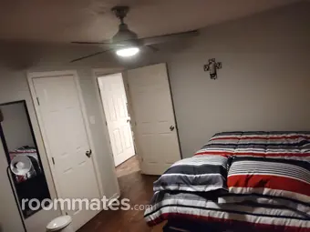 Room for rent in Houston, TX $700, house
