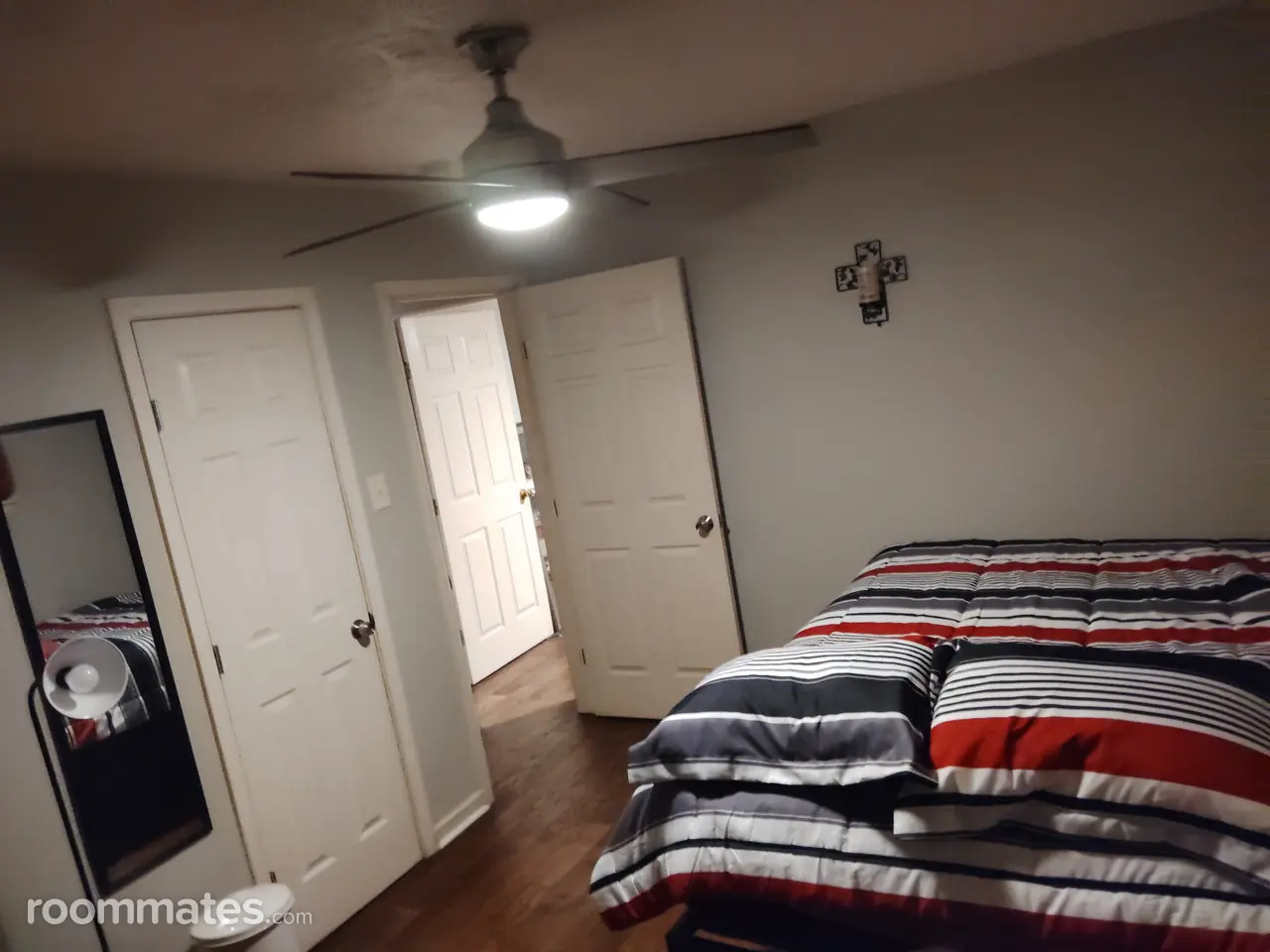 Profile photo 4 of 9