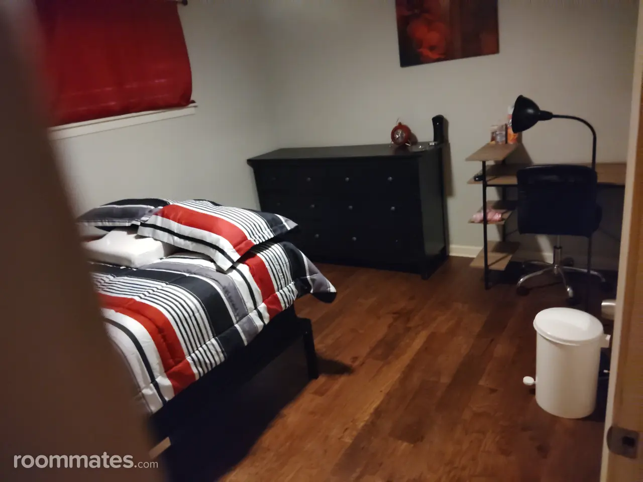 Profile photo 3 of 9