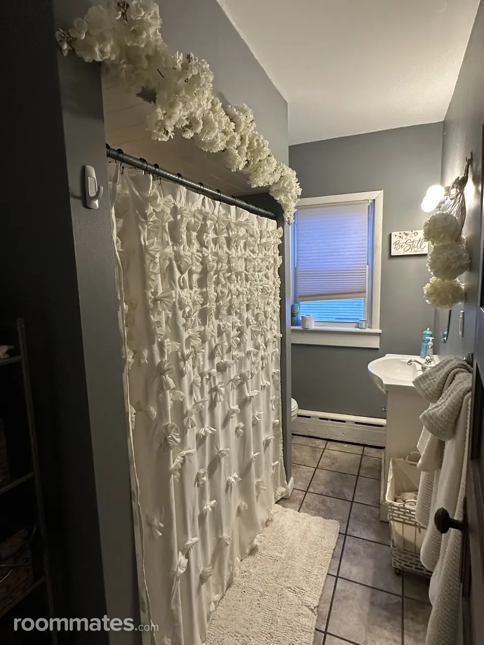 Profile photo 3 of 18