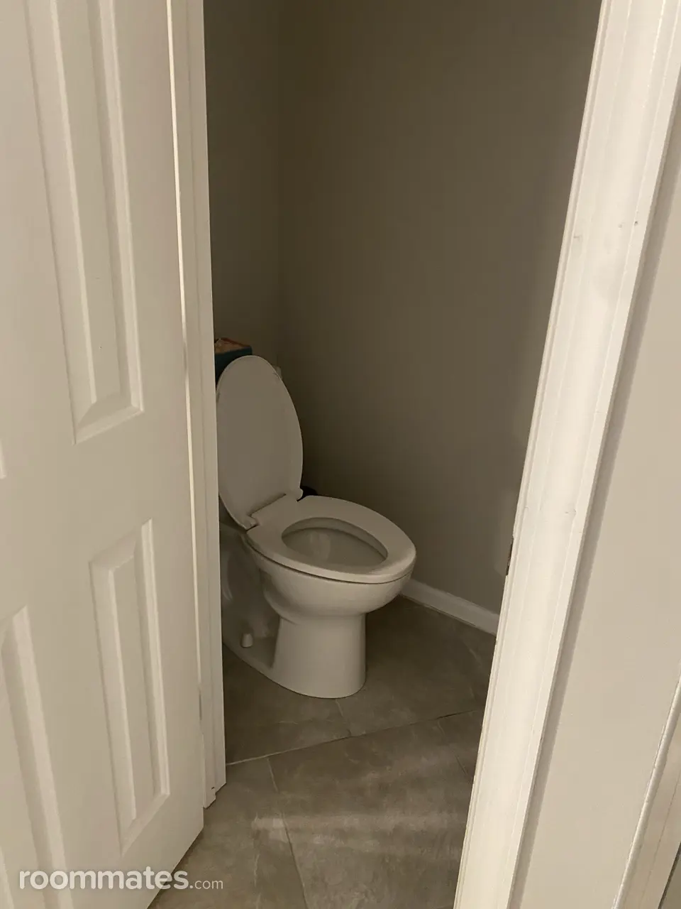 Profile photo 9 of 10