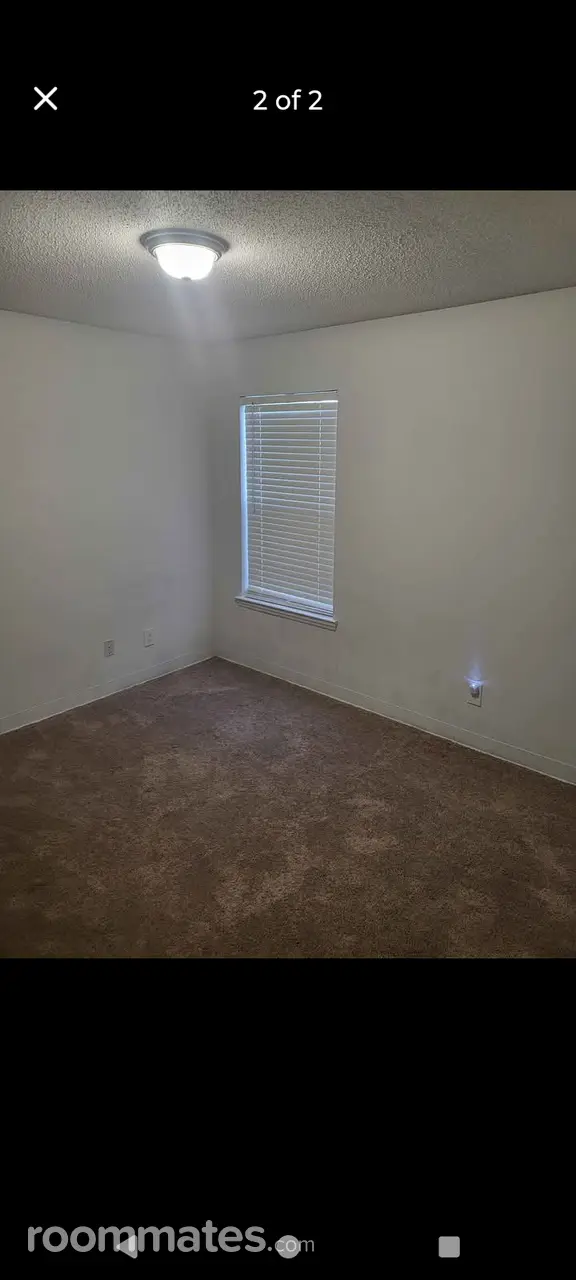 Profile photo 1 of 4