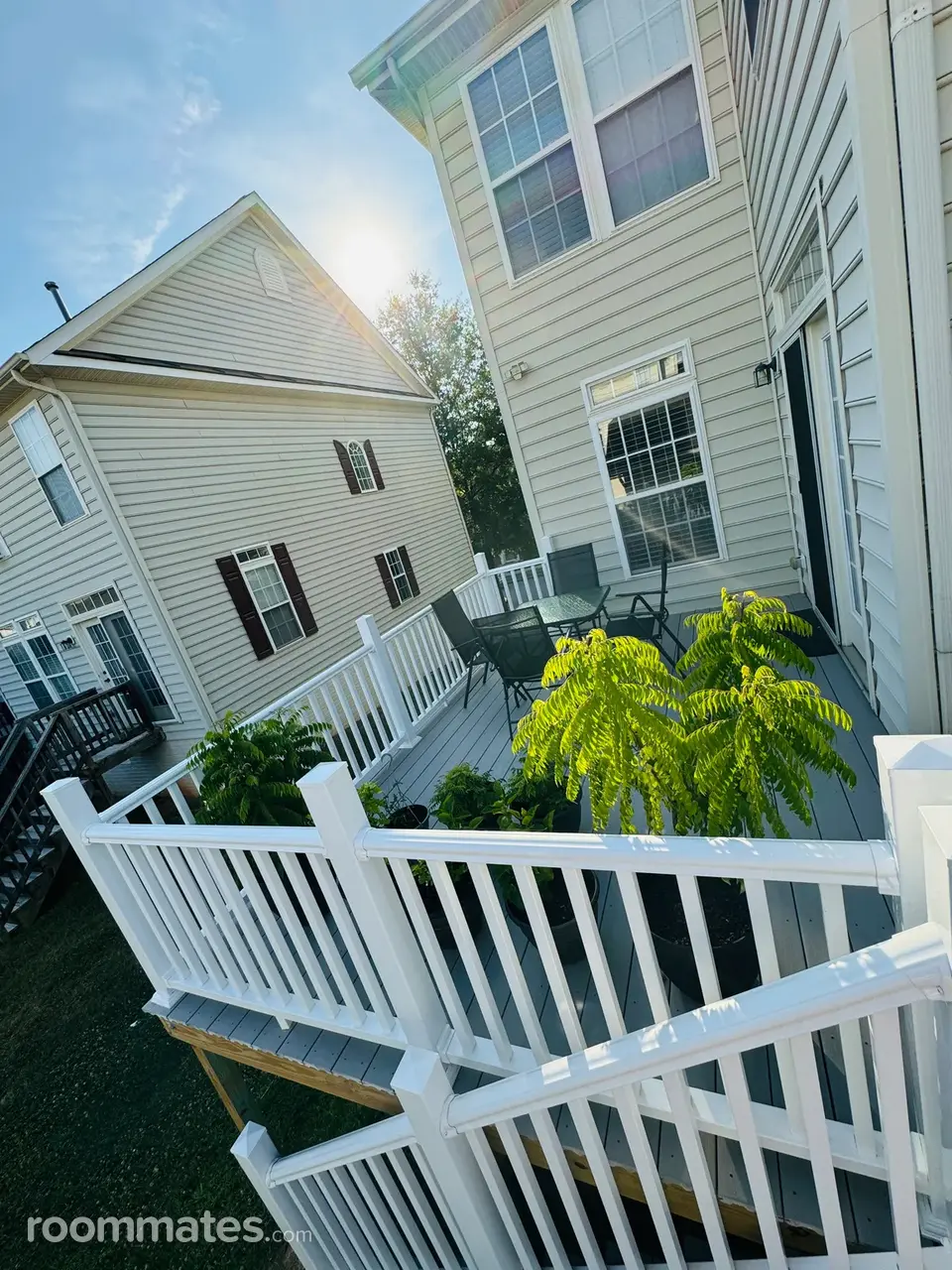 Profile photo 1 of 2