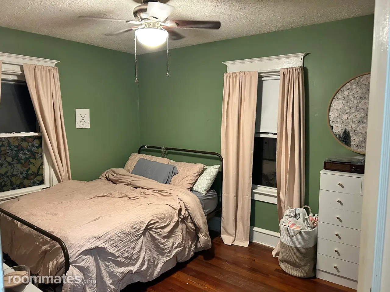 Profile photo 5 of 9