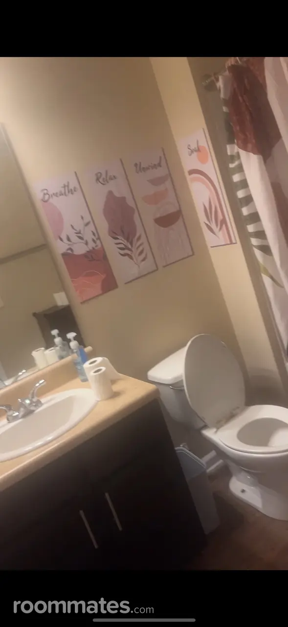 Profile photo 4 of 8