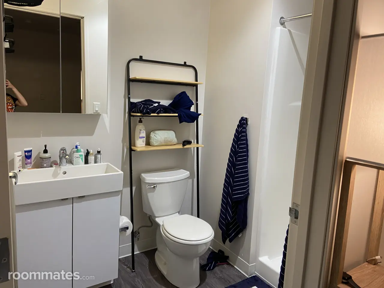 Profile photo 4 of 9