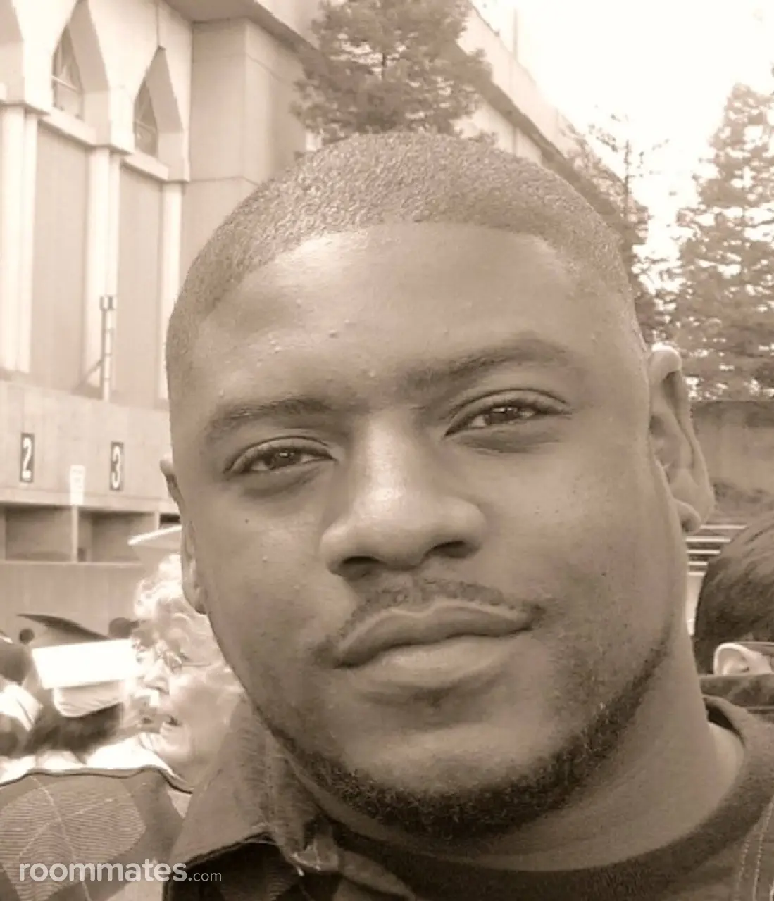 Profile photo 6 of 6