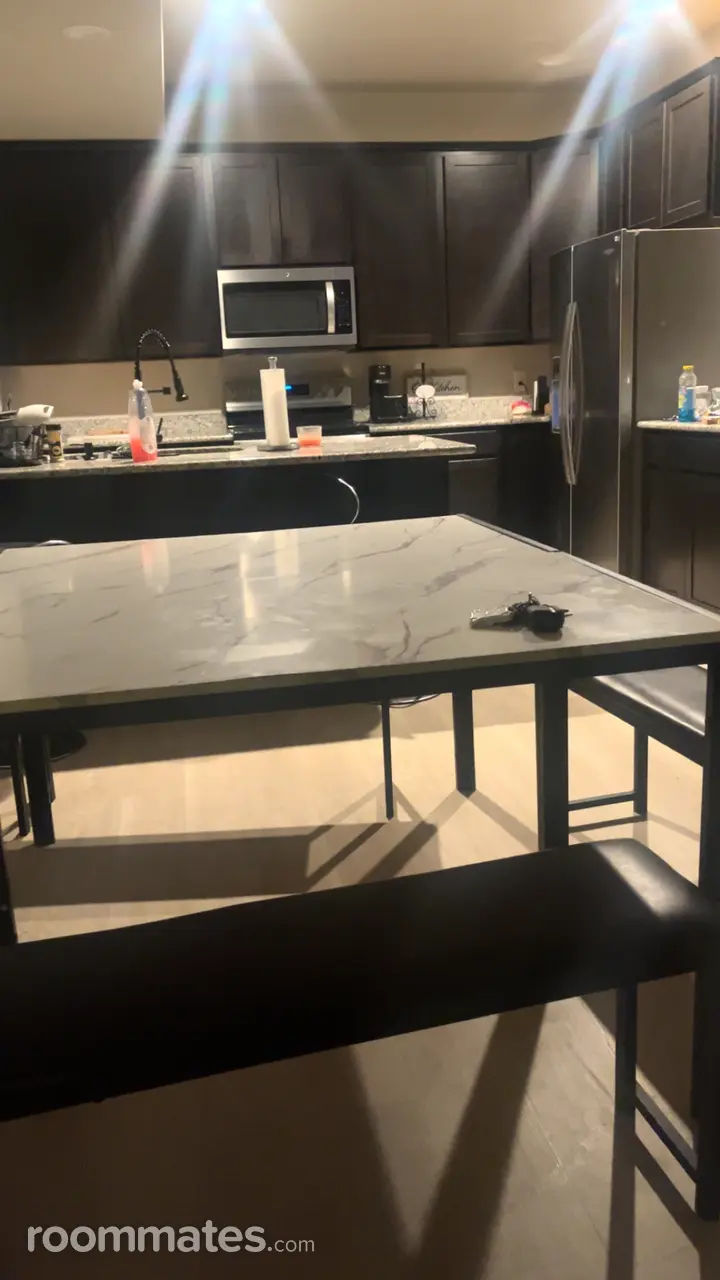 Profile photo 2 of 11