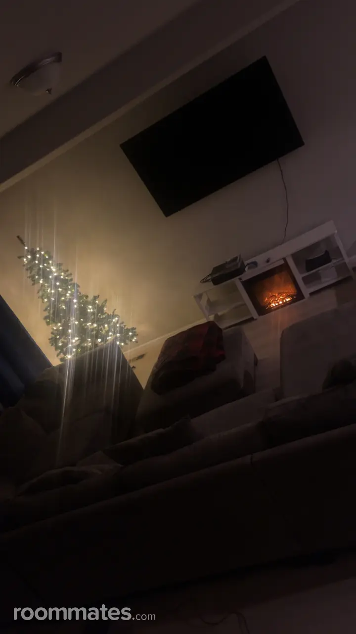 Profile photo 10 of 11