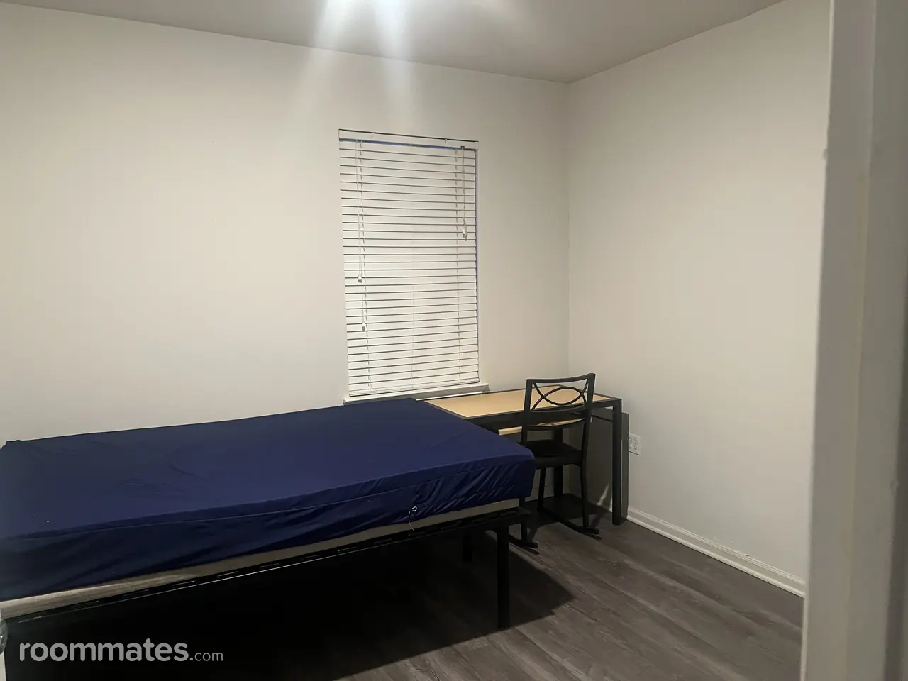 Profile photo 1 of 6