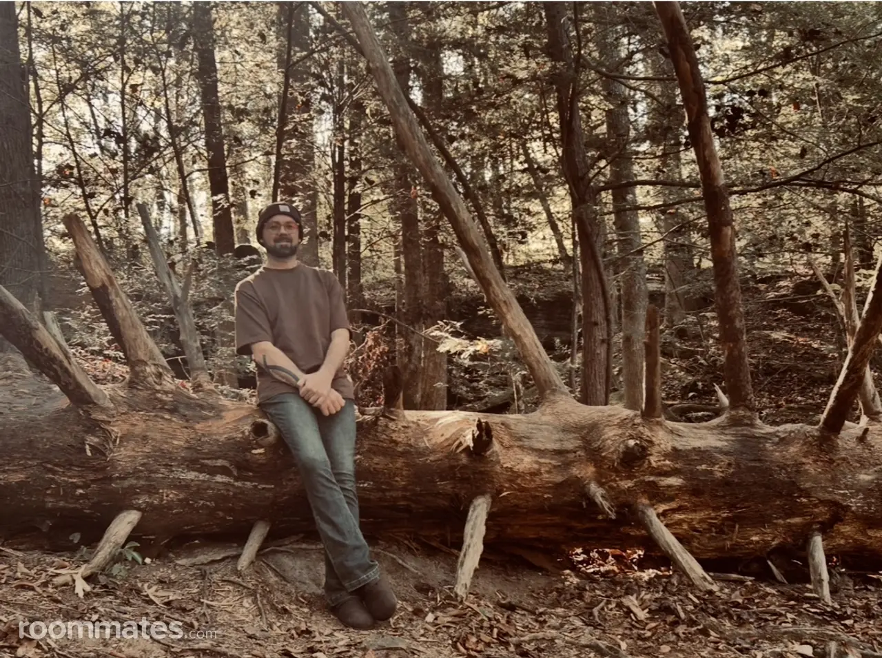 Profile photo 1 of 1