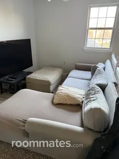 Room for rent in Fishers, IN $600, house