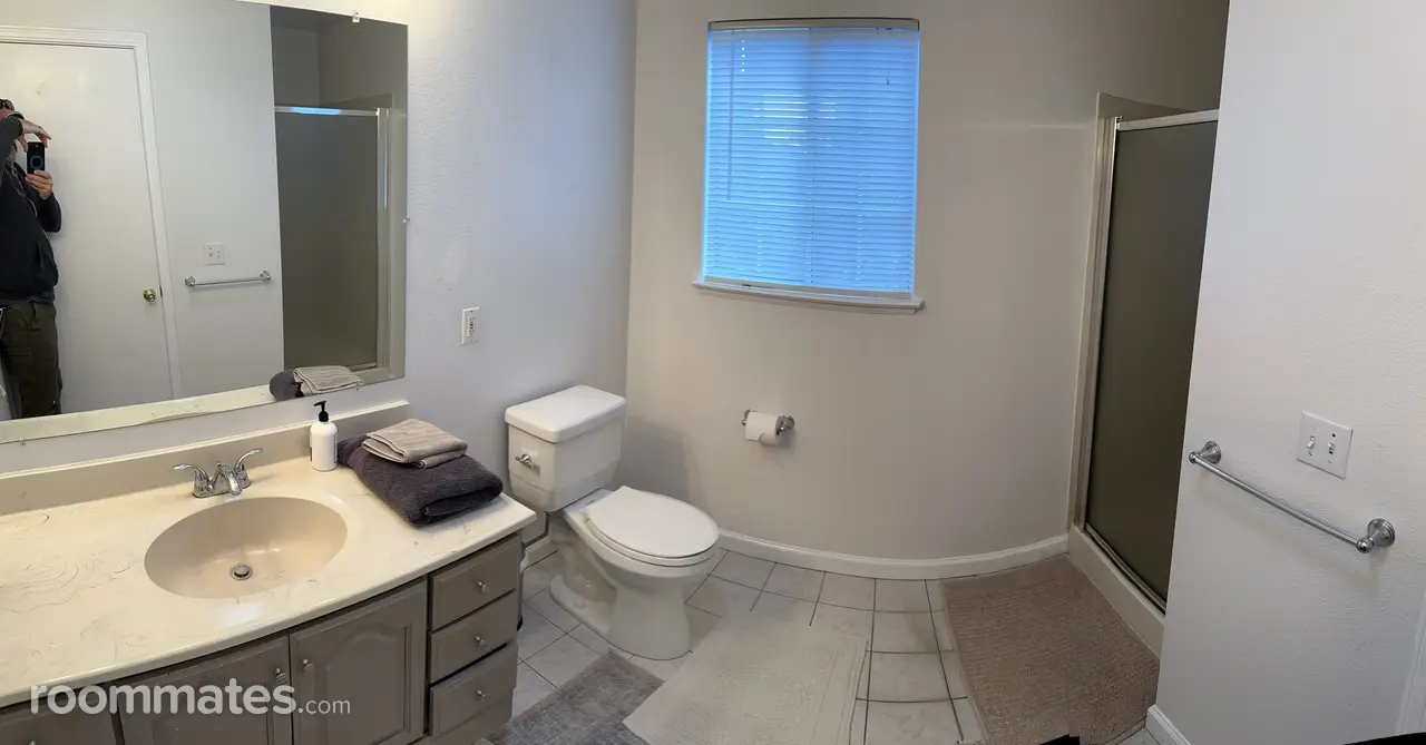 Profile photo 9 of 11